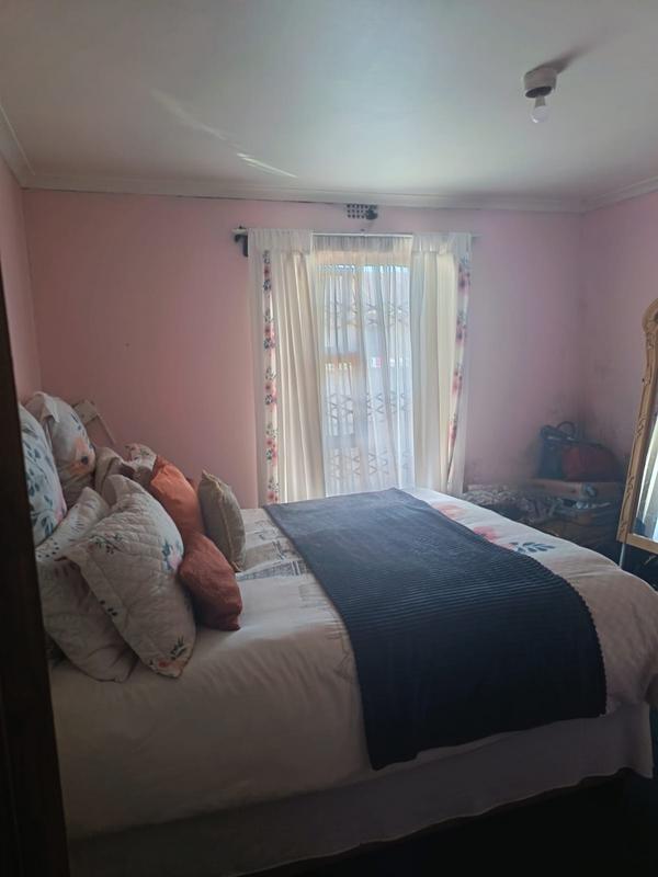 2 Bedroom Property for Sale in Victoria Mxenge Western Cape